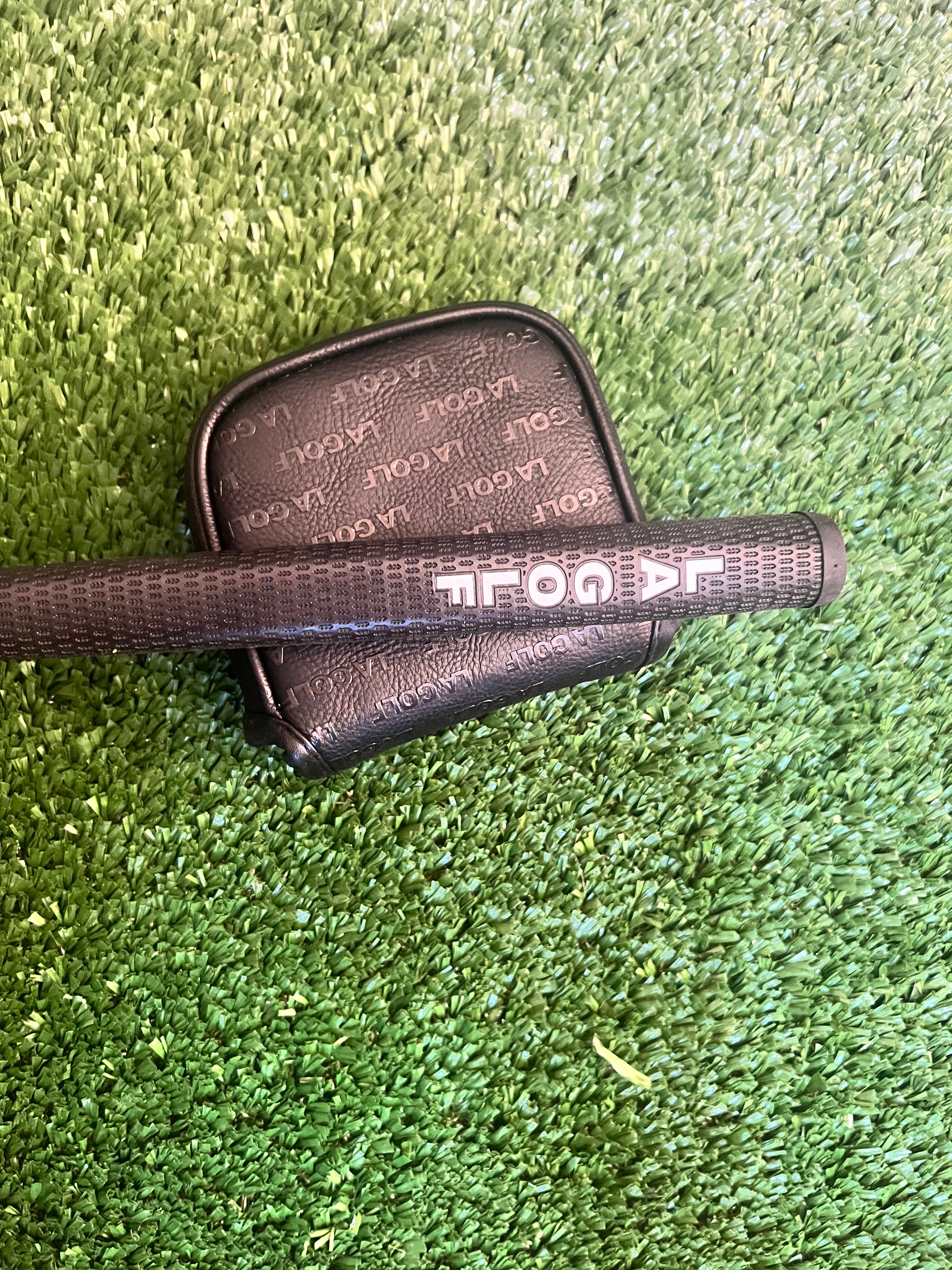 Rare (New) LA GOLF MALIBU Mallet Golf Putter 33” Includes Head Cover Standard Grip made in USA